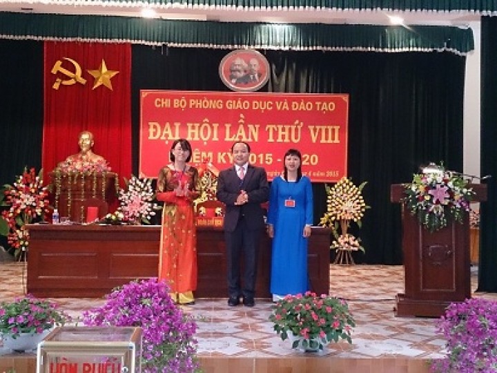 Dai-hoi-lan-thu-VIII.jpg