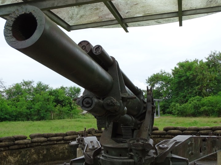Pháo 155 mm của quân Pháp bị quân ta thu giữ
