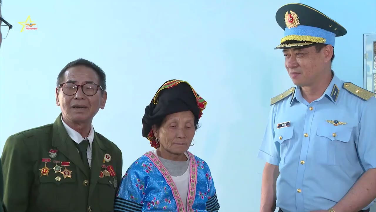 Quân chủng Phòng không – Không quân làm công tác dân vận tại Thanh Minh